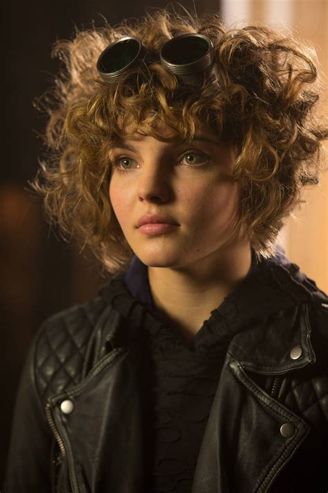  Journey to Success: How Camren Bicondova Embarked on her Path to Stardom 