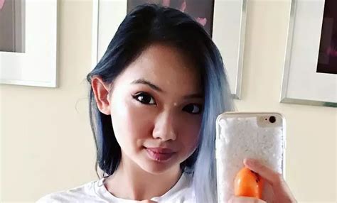 A Close Look at Hannah Sugarcookie's Figure: An Object of Desire