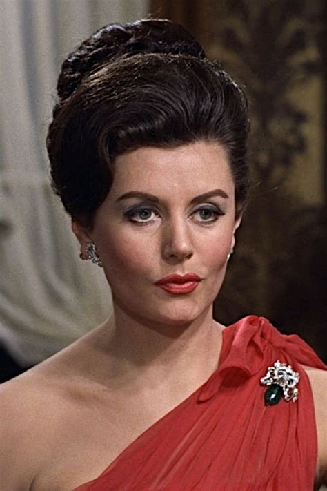 A Glimpse into Eunice Gayson's Personal Life