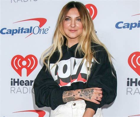 A Glimpse into Julia Michaels' Personal Life and Relationships