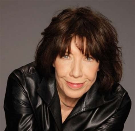 A Pioneer of Comedy: Exploring Lily Tomlin's Impact