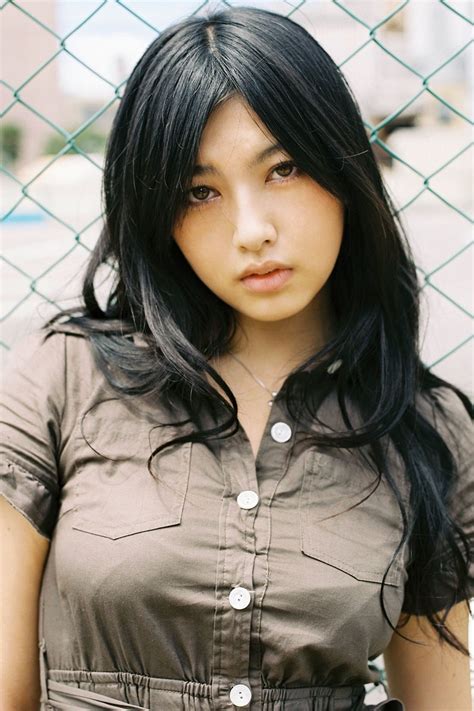 A Rising Star: Saori Maeda in the World of Entertainment
