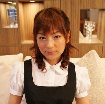Akane Mochida: An Inspirational Journey in the Entertainment Industry