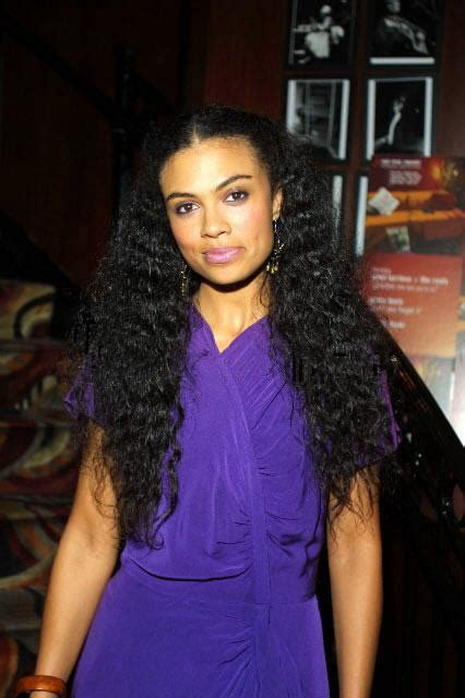 Amel Larrieux's Personal Life and Relationships