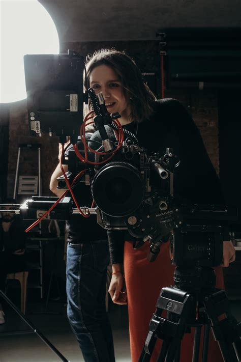 Amy 18: Unveiling the Woman Behind the Camera