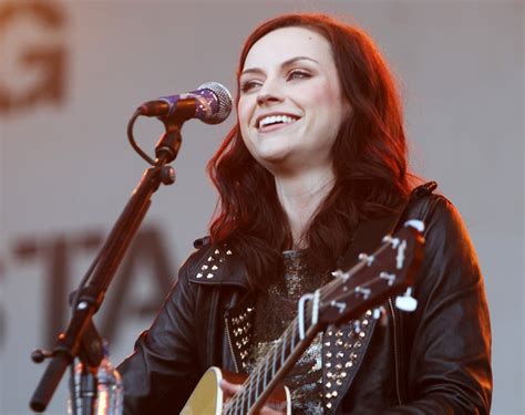 Amy Macdonald: Exploring the Journey of a Gifted Songstress