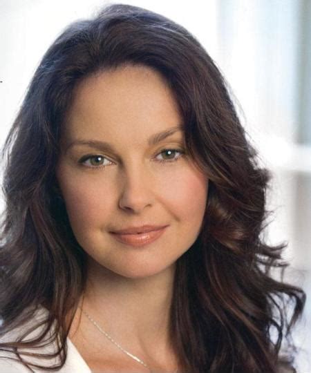 Ashley Judd: A Gifted Performer Making Waves in Hollywood