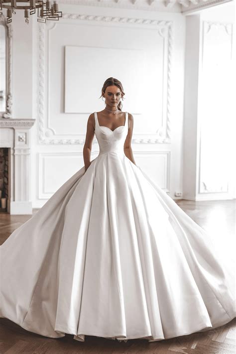 Ball Gown: Classic and Princess-like