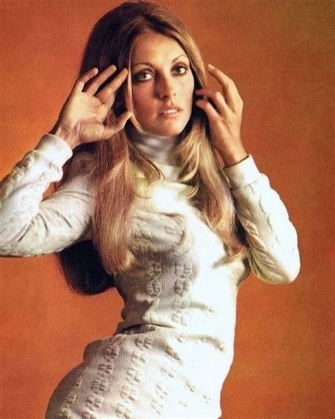 Beauty Icon of the 1960s: Celebrating the Enchanting Magnificence of Sharon Tate