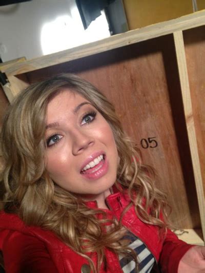 Behind the Scenes: McCurdy's iCarly Journey