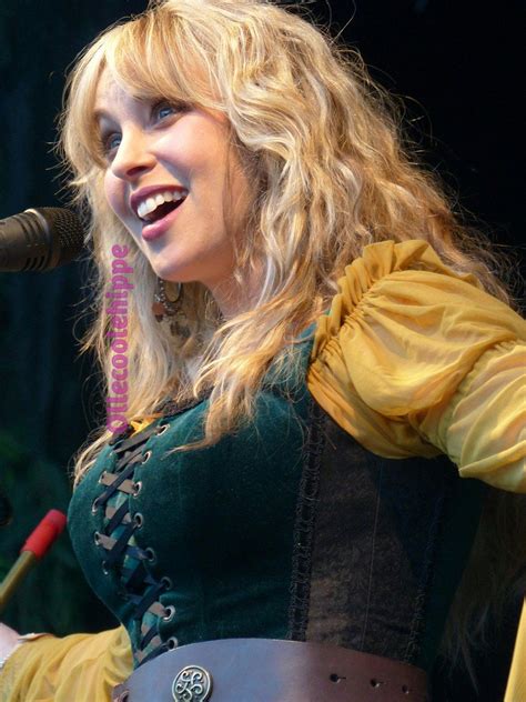 Candice Night's Captivating Voice: A Vocal Powerhouse