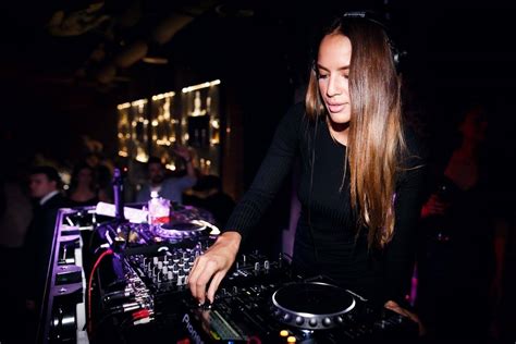 Chelina Manuhutu: The Ascent of a Rising Star in the Global DJ Scene