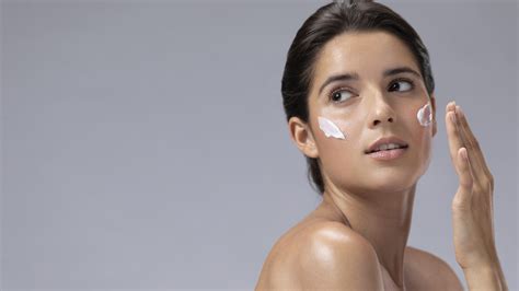 Cleanse Your Skin Properly: The First Step to a Radiant Complexion.