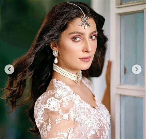 Counting Coins: An Insight into Ayeza Khan's Financial Standing