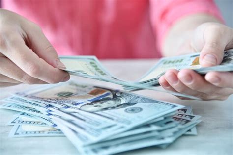 Counting the Dollars: Exploring Realtoxxxmaria's Financial Success
