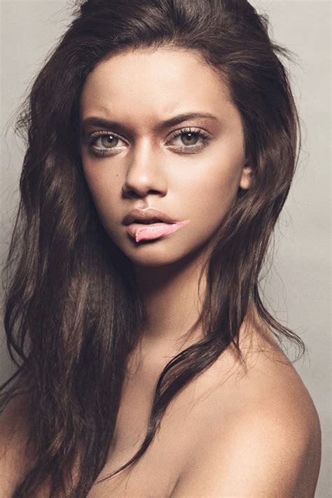 Early Life and Background of Marina Nery