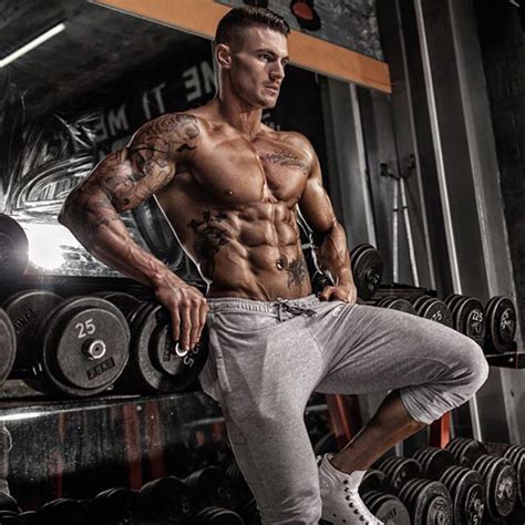 Exploring Angel Ashton's Age, Height, and Impressive Physique