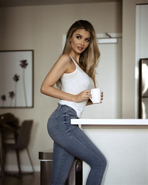 Exploring Emily Sears' Physical Attributes