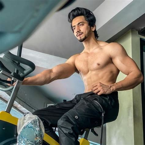 Exploring Faisal Shaikh's Physique and Fitness Regime