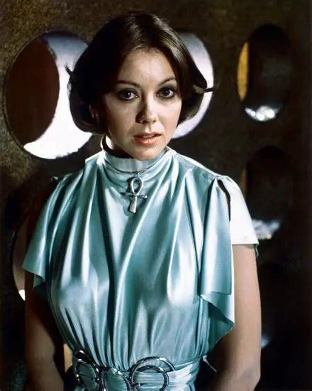 Exploring Jenny Agutter's Height and Physical Appearance