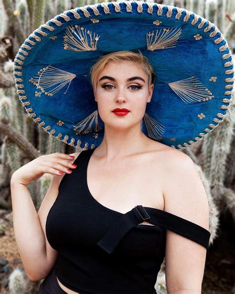 Exploring the Physical Traits of Stefania Ferrario: Age, Height, and Figure