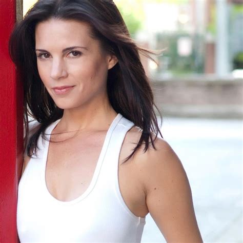 Figure: Leah Cairns’ Fitness and Body Statistics