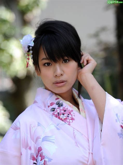 Hana Haruna: A Profile of the Japanese Adult Film Star