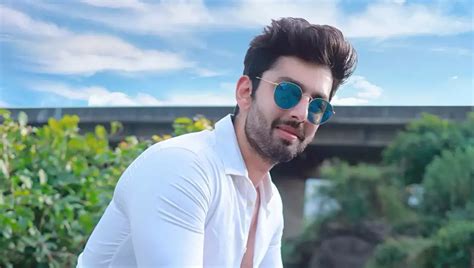 Himansh Kohli: A Rising Star's Net Worth and Achievements