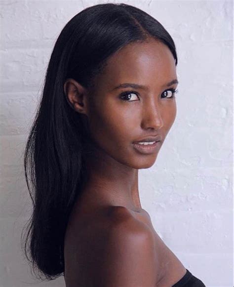 Introduction to Fatima Siad's Life Journey