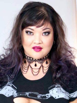 Kelly Shibari's Height: Embracing Confidence and Body Positivity