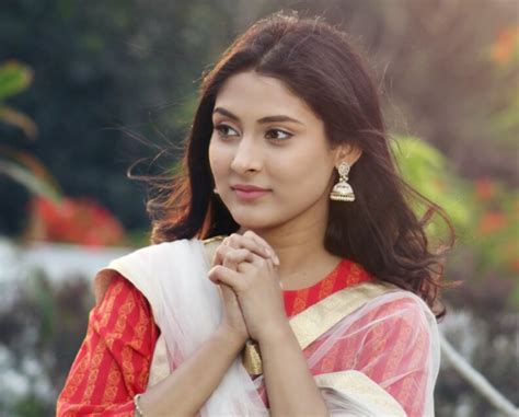 Mehazabien Chowdhury - Rising Star in the Entertainment Industry