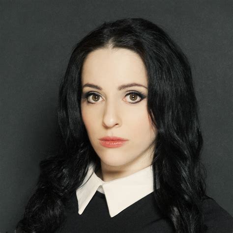 Molly Crabapple: A Deeper Understanding of Her Life and Career