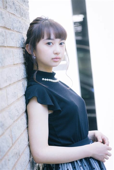 Personal Life: Arisa Komiya's Relationships and Hobbies