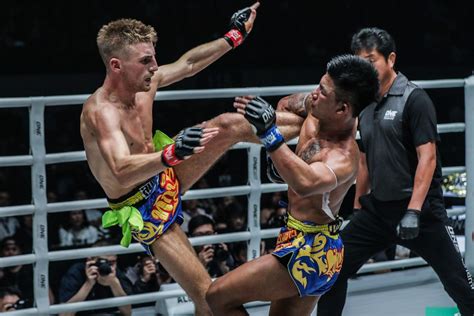 Rise to Prominence: Journey to Becoming a Muay Thai Champion