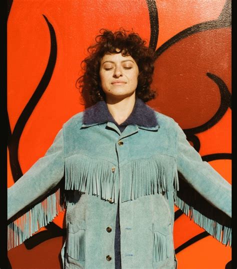 Rising to Fame: Alia Shawkat's Journey in the Entertainment Industry