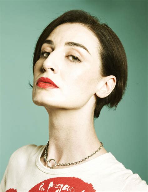 Rising to Fame: Erin O'Connor's Breakthrough in the Fashion Industry