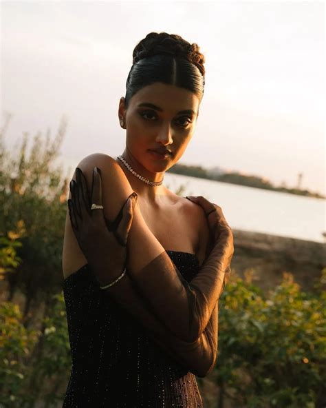 Rising to Stardom: Neelam Gill's Journey in the Fashion Industry