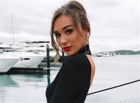 Shani Grimmond's Meteoric Rise and Success in the Online World
