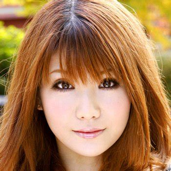Shizuka Aoba: A Rising Star in the Entertainment Industry