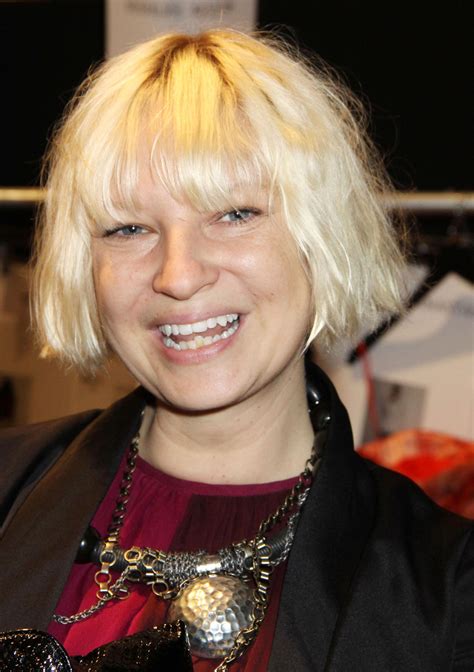 Sia Furler: A Gifted Songstress with an Unmatched Vocal Style