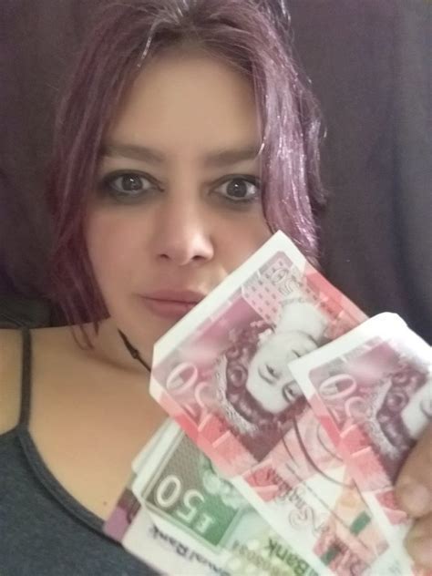 Sophia Vixen's Financial Triumph: An Insight into Her Monetary Achievement