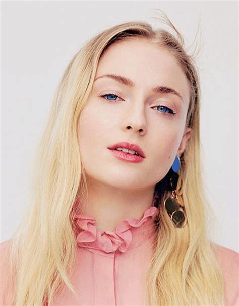 Sophie Turner: Emerging Talent in the World of Hollywood