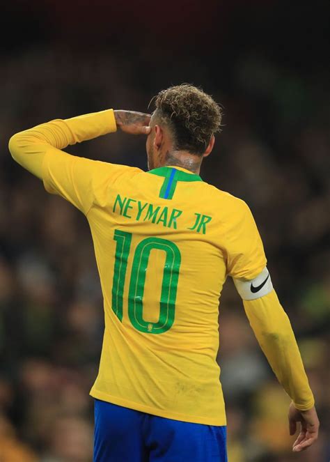 Success on the International Stage: Neymar Jr's Contributions to the Brazilian National Team