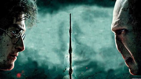 The Legendary Clash: Lord Voldemort vs. Harry Potter