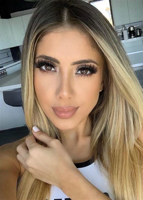 Towering Beauty: Valeria Orsini's Height and Fitness Journey
