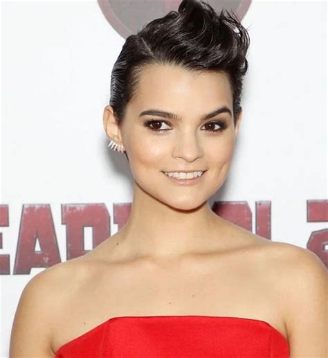 Unraveling the Mystery: Discovering Brianna Hildebrand's Age