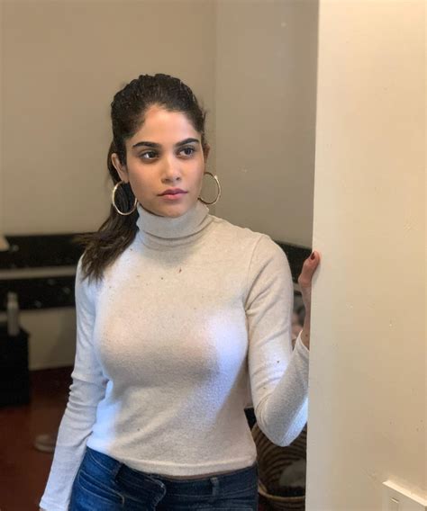 Unveiling Aaditi Pohankar's Impressive Height and Mesmerizing Looks