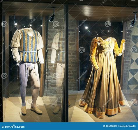 Unveiling Juliet Capulet's Figure and Fashion Choices