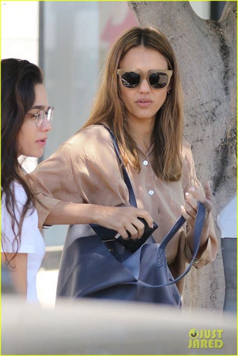 Unveiling the Secrets Behind Jessica Alba's Beauty and Fashion